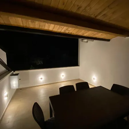 Koralline شقة تروبيا