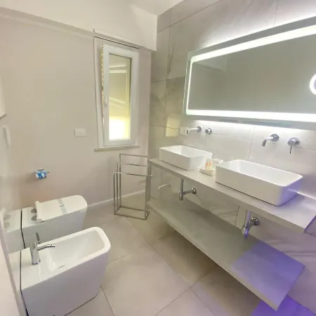 Koralline تروبيا